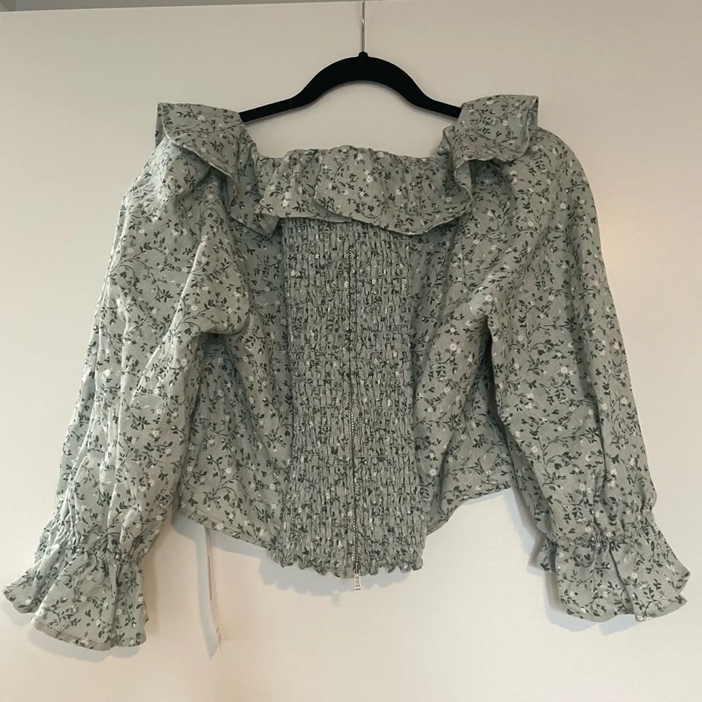 Reformation Edgewater Puff Sleeve Crop Blouse- agave